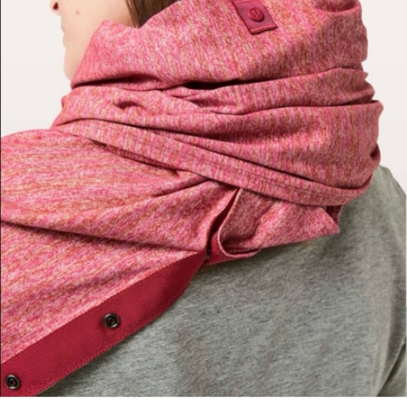 Lululemon Vinyasa Scarf *Rulu Heathered Sport Red - Picture 4 of 5